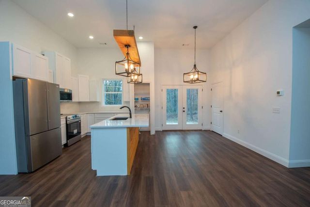 108 Spring Valley Drive, Lagrange, GA 30240