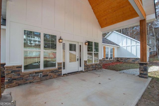 108 Spring Valley Drive, Lagrange, GA 30240