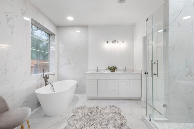 55 Terraglen Dr, Spring, TX 77382