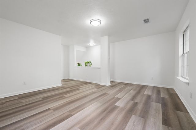 55 Terraglen Dr, Spring, TX 77382