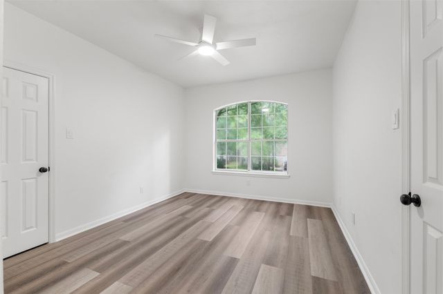 55 Terraglen Dr, Spring, TX 77382