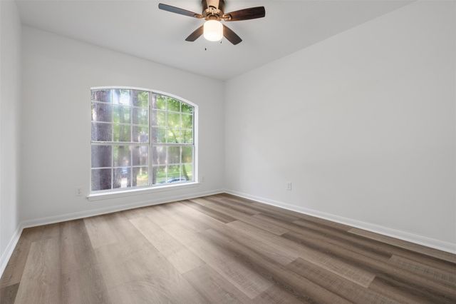 55 Terraglen Dr, Spring, TX 77382