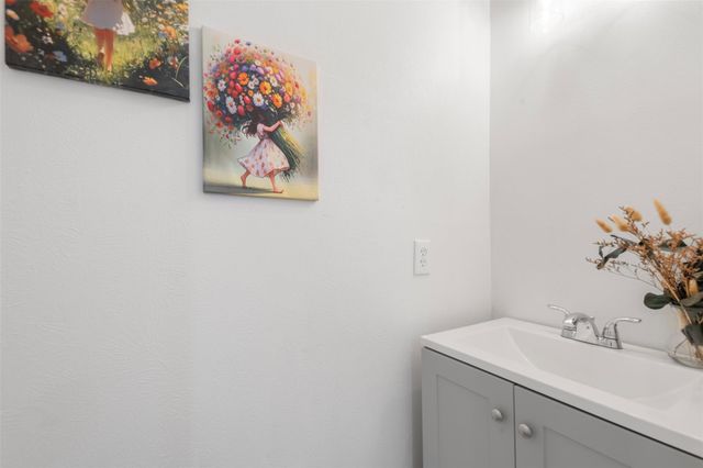 55 Terraglen Dr, Spring, TX 77382