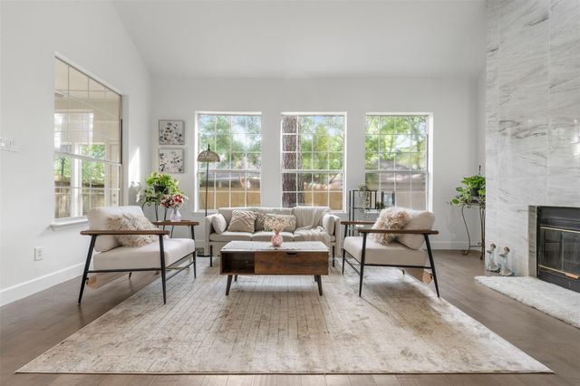 55 Terraglen Dr, Spring, TX 77382