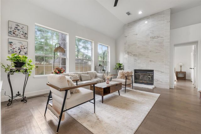 55 Terraglen Dr, Spring, TX 77382