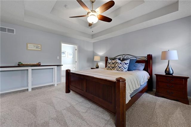 19480 W 207th Terrace, Spring Hill, KS 66083
