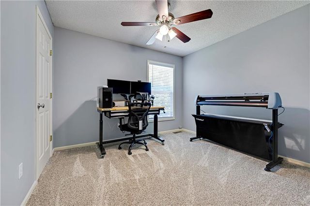 19480 W 207th Terrace, Spring Hill, KS 66083