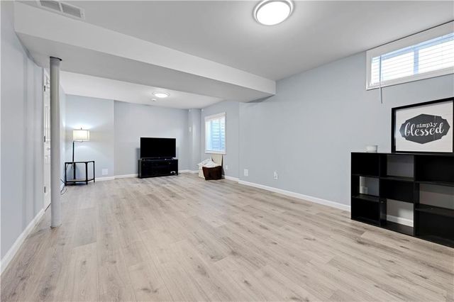 19480 W 207th Terrace, Spring Hill, KS 66083