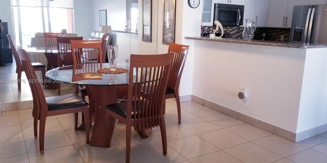 19901 E Country Club Dr 2604, Aventura, FL 33180