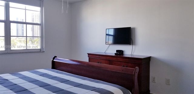 19901 E Country Club Dr 2604, Aventura, FL 33180