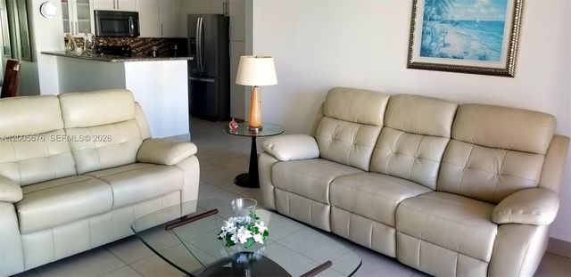 19901 E Country Club Dr 2604, Aventura, FL 33180