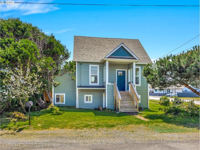 1103 AVENUE F, Seaside, OR 97138