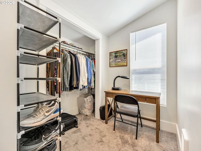 1103 AVENUE F, Seaside, OR 97138
