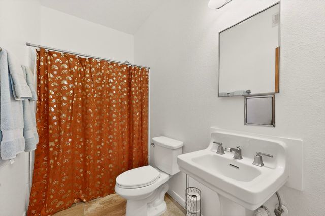 11031 Saltillo Street NW, Albuquerque, NM 87114