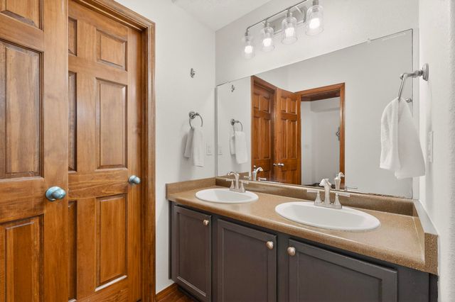 11031 Saltillo Street NW, Albuquerque, NM 87114