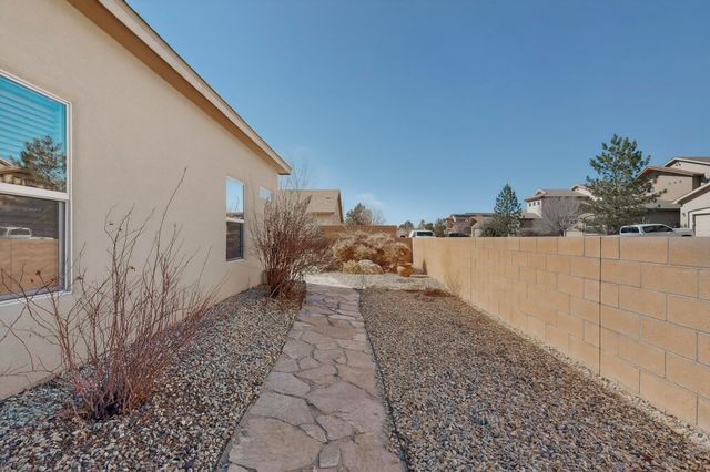 11031 Saltillo Street NW, Albuquerque, NM 87114