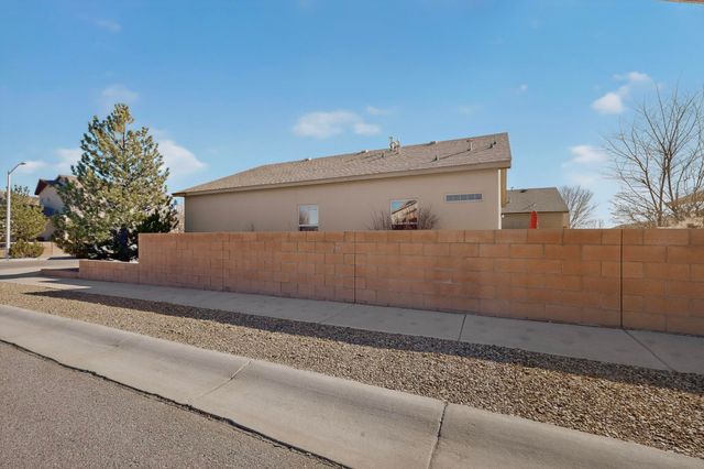 11031 Saltillo Street NW, Albuquerque, NM 87114