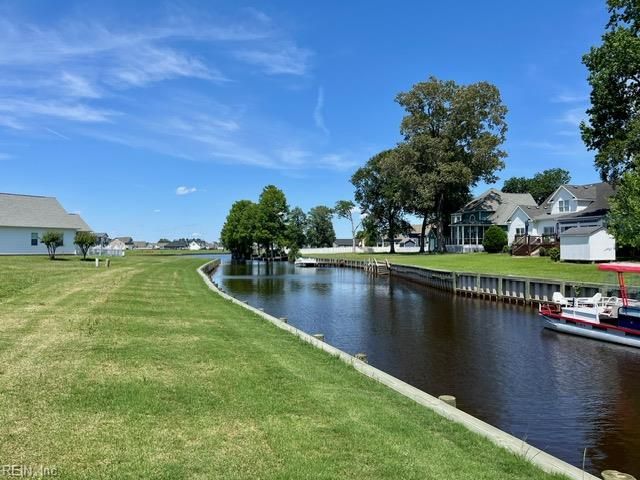 248 Sulidae CT, Elizabeth City, NC 27909