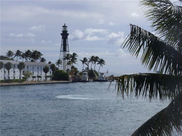 1340 NE 28th Avenue 228, Pompano Beach, FL 33062