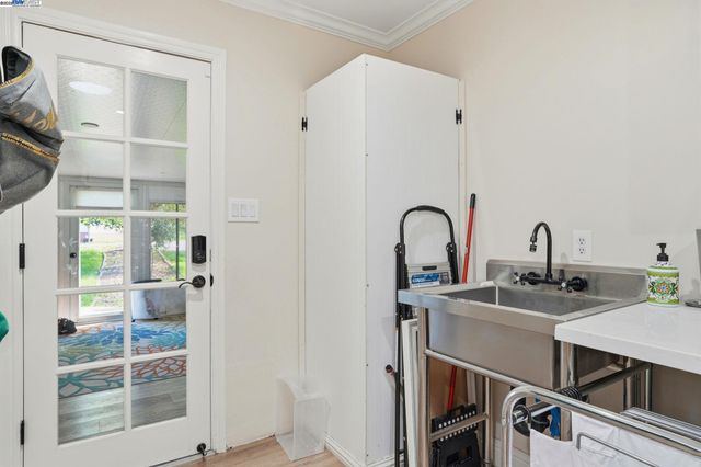 34724 Bernard Rd, Tracy, CA 95377