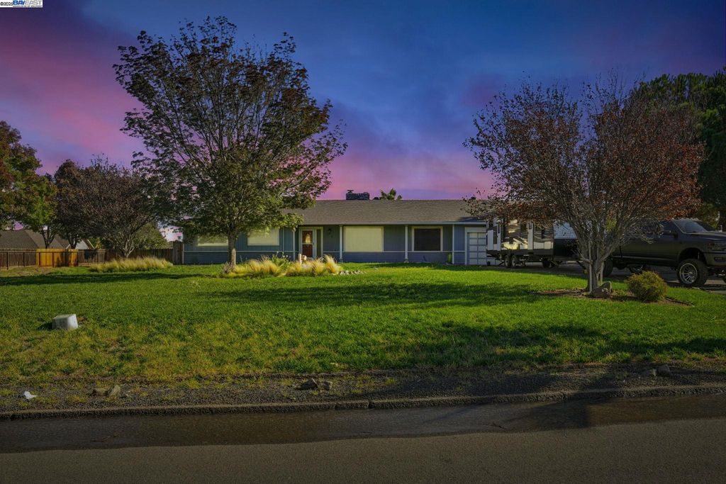 34724 Bernard Rd, Tracy, CA 95377