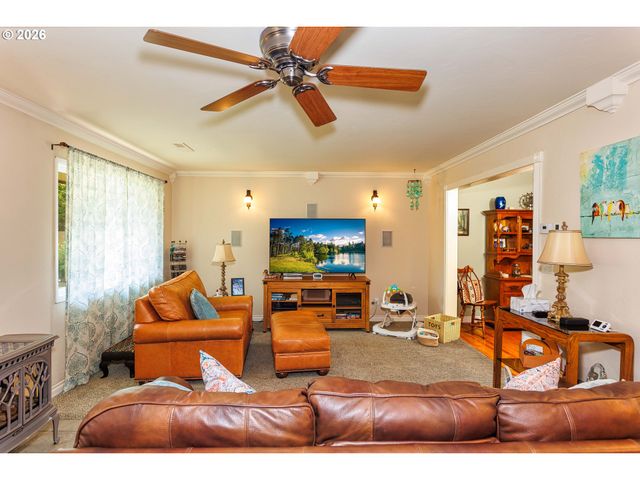 1980 Nw 6TH Dr, Gresham, OR 97030