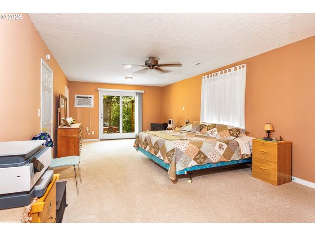 1980 Nw 6TH Dr, Gresham, OR 97030