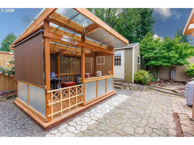 1980 Nw 6TH Dr, Gresham, OR 97030