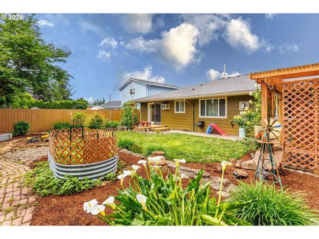 1980 Nw 6TH Dr, Gresham, OR 97030