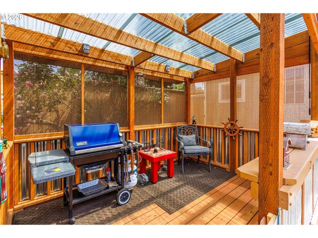 1980 Nw 6TH Dr, Gresham, OR 97030