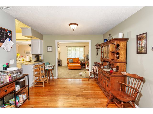 1980 Nw 6TH Dr, Gresham, OR 97030