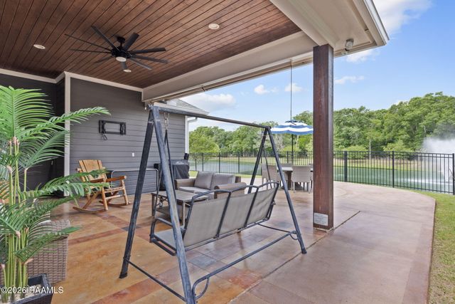 102 Cherrywood Drive, Lafayette, LA 70508