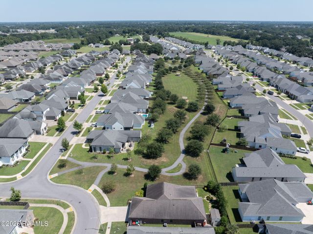 102 Cherrywood Drive, Lafayette, LA 70508