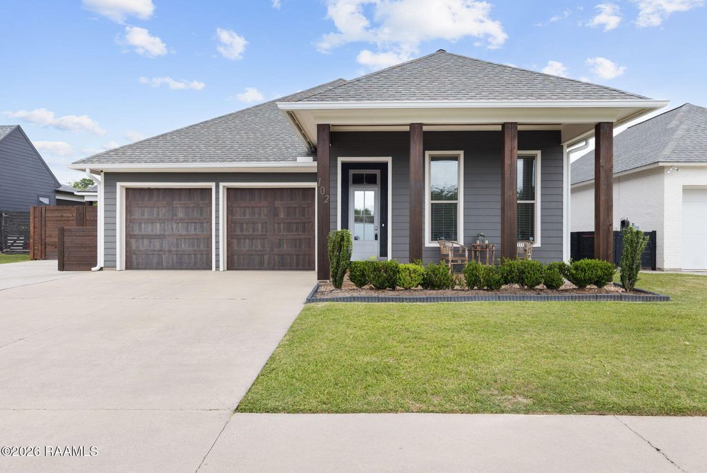 102 Cherrywood Drive, Lafayette, LA 70508