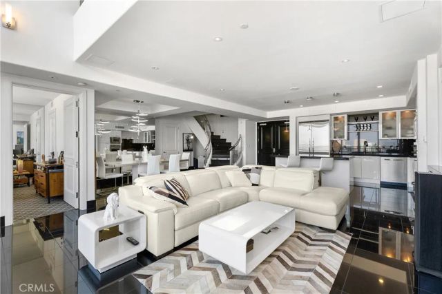 8154 Scholarship, Irvine, CA 92612