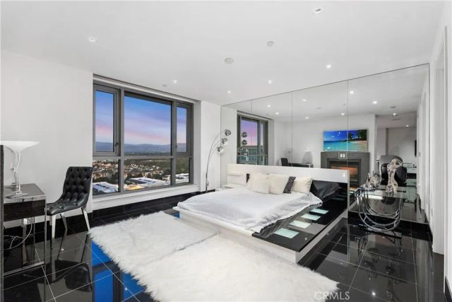 8154 Scholarship, Irvine, CA 92612