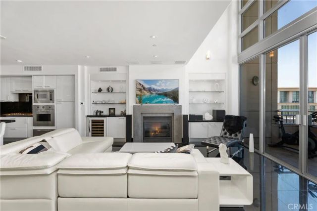 8154 Scholarship, Irvine, CA 92612