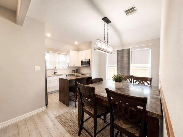7730 Avenue E, Beasley, TX 77417