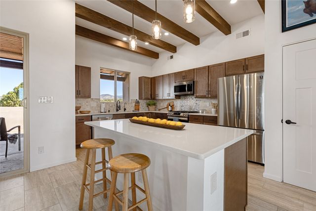 9 Monte Alto Place, Santa Fe, NM 87508