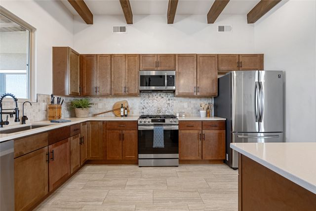 9 Monte Alto Place, Santa Fe, NM 87508