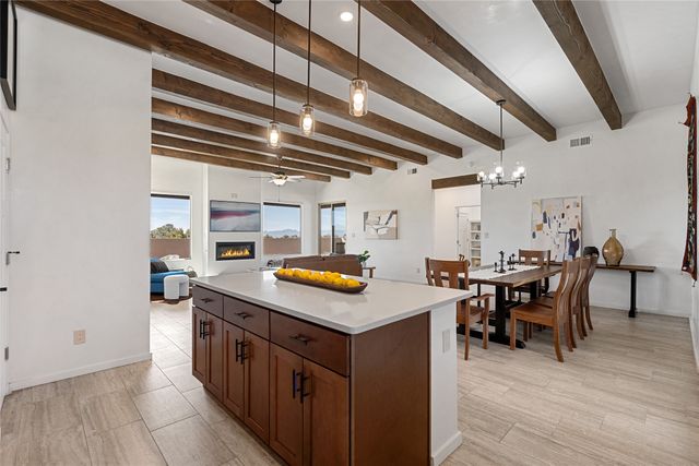 9 Monte Alto Place, Santa Fe, NM 87508