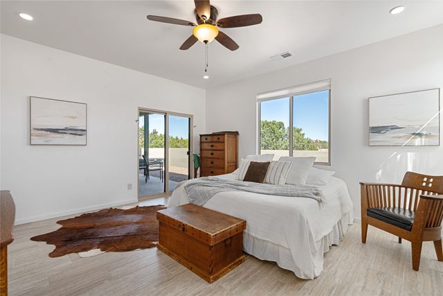 9 Monte Alto Place, Santa Fe, NM 87508
