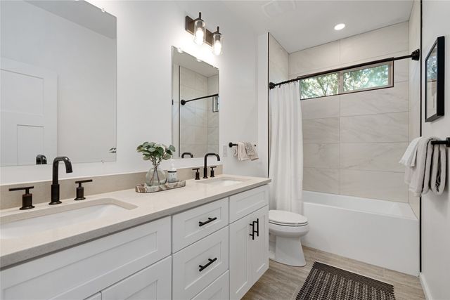 9 Monte Alto Place, Santa Fe, NM 87508