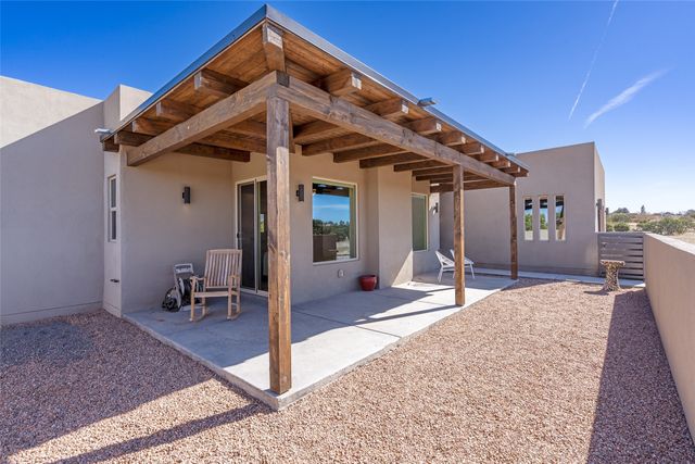 9 Monte Alto Place, Santa Fe, NM 87508