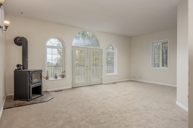 1366 GILMORE TRAIL, Fairbanks, AK 99712