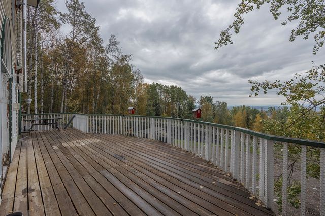 1366 GILMORE TRAIL, Fairbanks, AK 99712