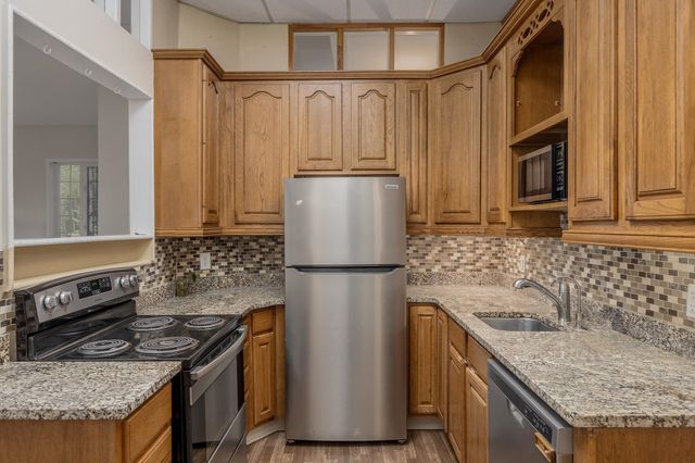 1366 GILMORE TRAIL, Fairbanks, AK 99712