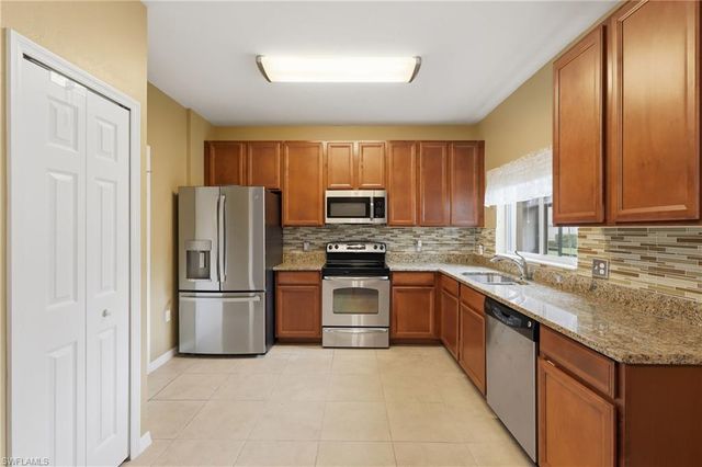 3818 Clearbrook LN, Fort Myers, FL 33966