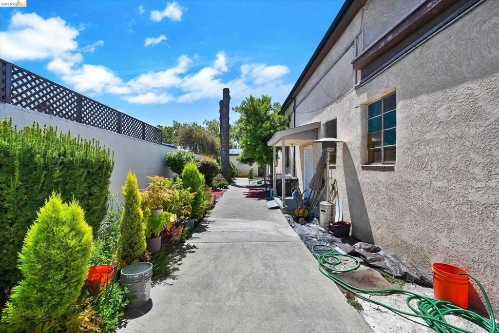 Image 15 of property listing at 1190 Davis St, San Leandro, CA 94577