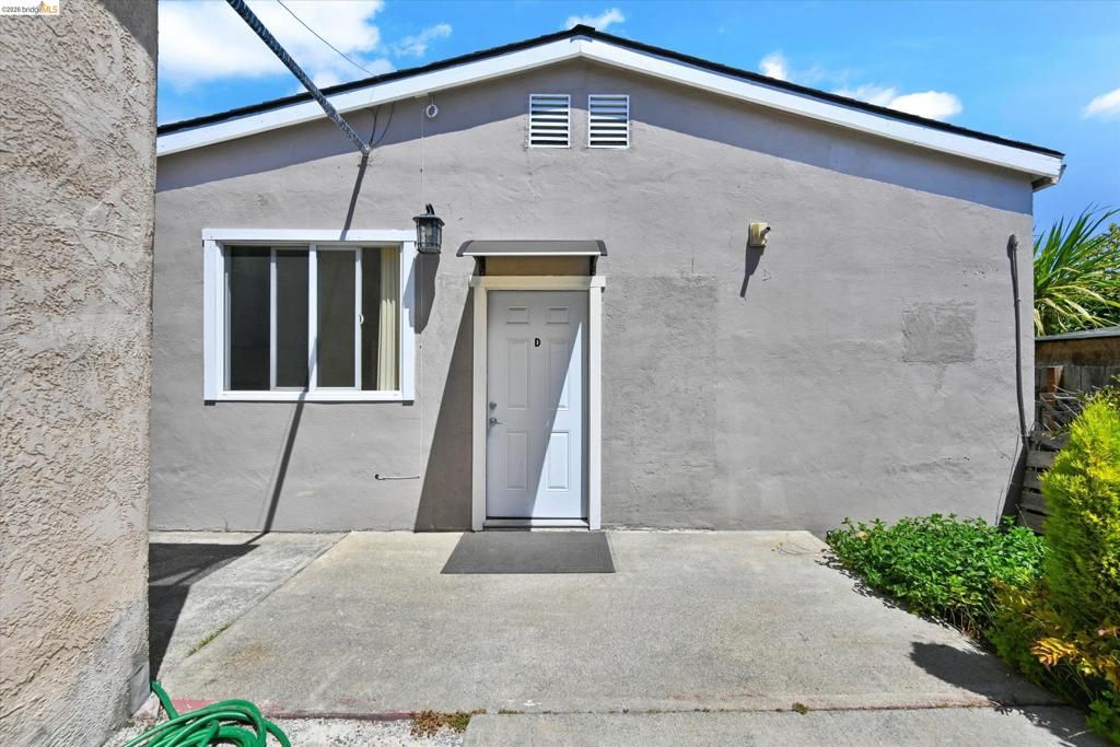 Image 19 of property listing at 1190 Davis St, San Leandro, CA 94577